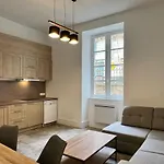 Le Clos Des Platanes Appartement *