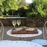 Le Clos Des Platanes