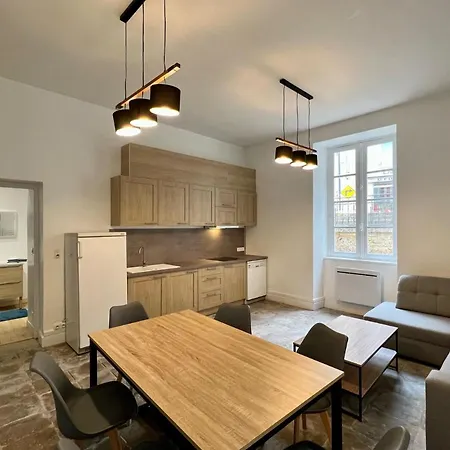 Le Clos Des Platanes Apartment
