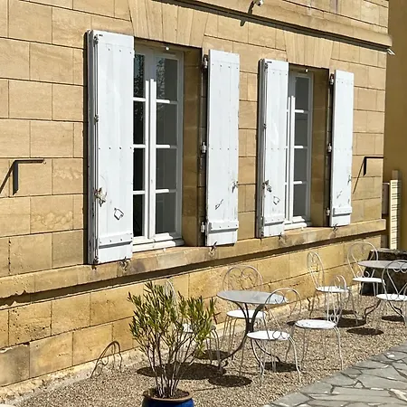 Le Clos Des Platanes